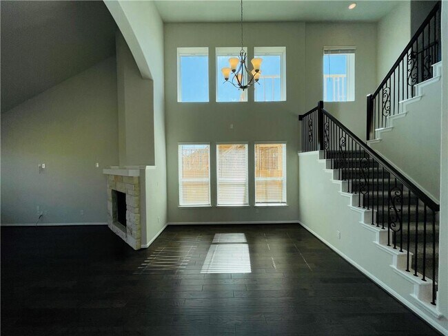 Building Photo - 243 Clear Fork Loop