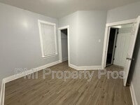 Building Photo - 3278A N 17th St