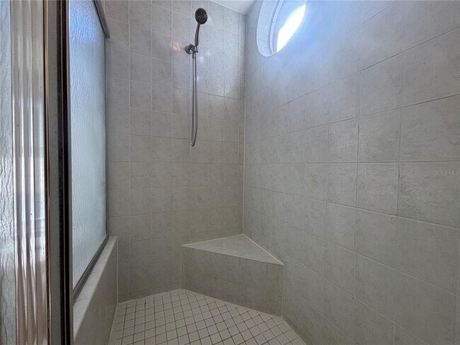 Building Photo - 3921 Talah Dr