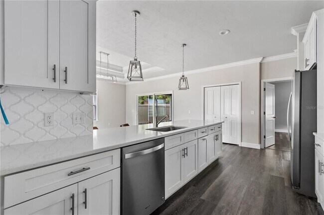 Building Photo - 1753 SW 72nd CIR