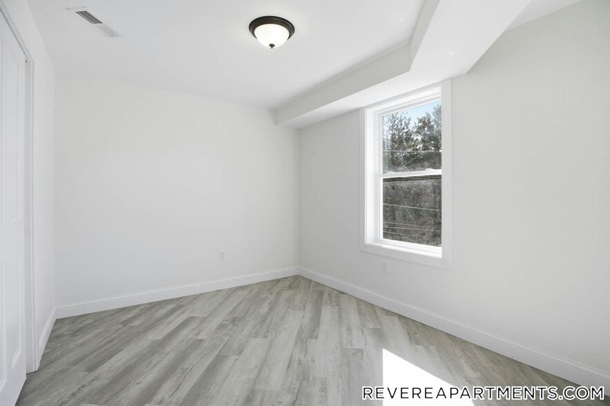 Building Photo - 23 Blake St