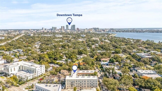 Building Photo - 2117 W Dekle Ave