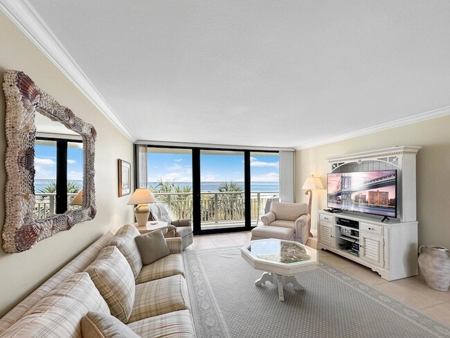 Building Photo - 3000 N Ocean Dr