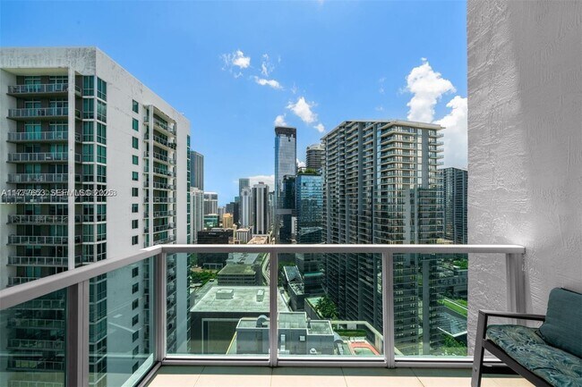 Building Photo - 41 SE 5th St