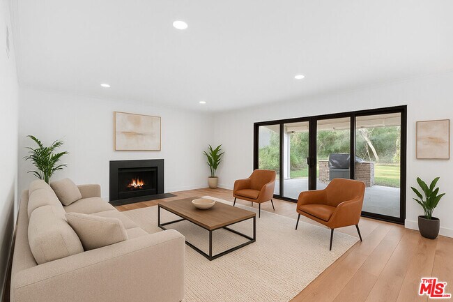 Building Photo - 4815 Adele Ct