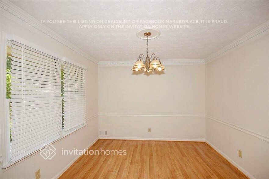 Building Photo - 458 Glendale Ct SW