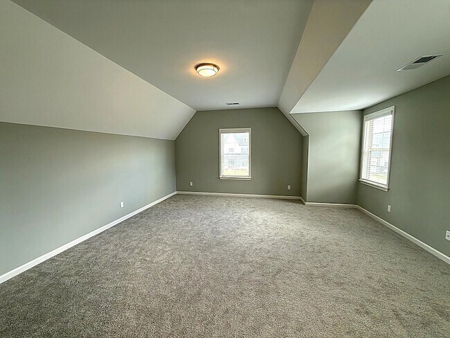 Building Photo - 1157 Mountain Side Dr