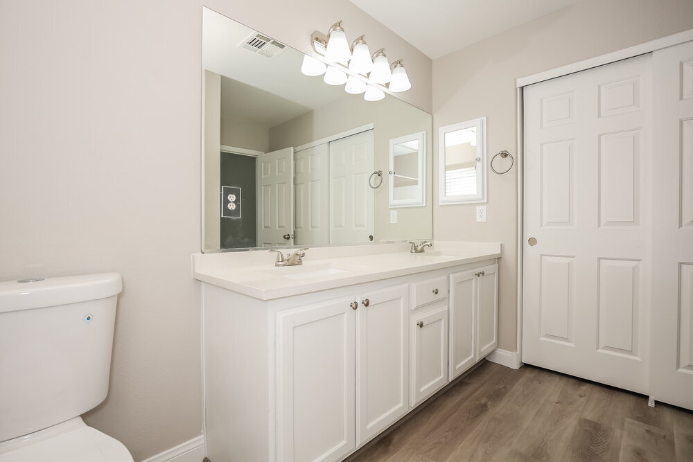 Building Photo - 9503 Diamond Bridge Ave