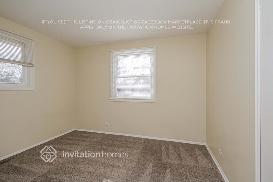 Building Photo - 575 Cochise Pl