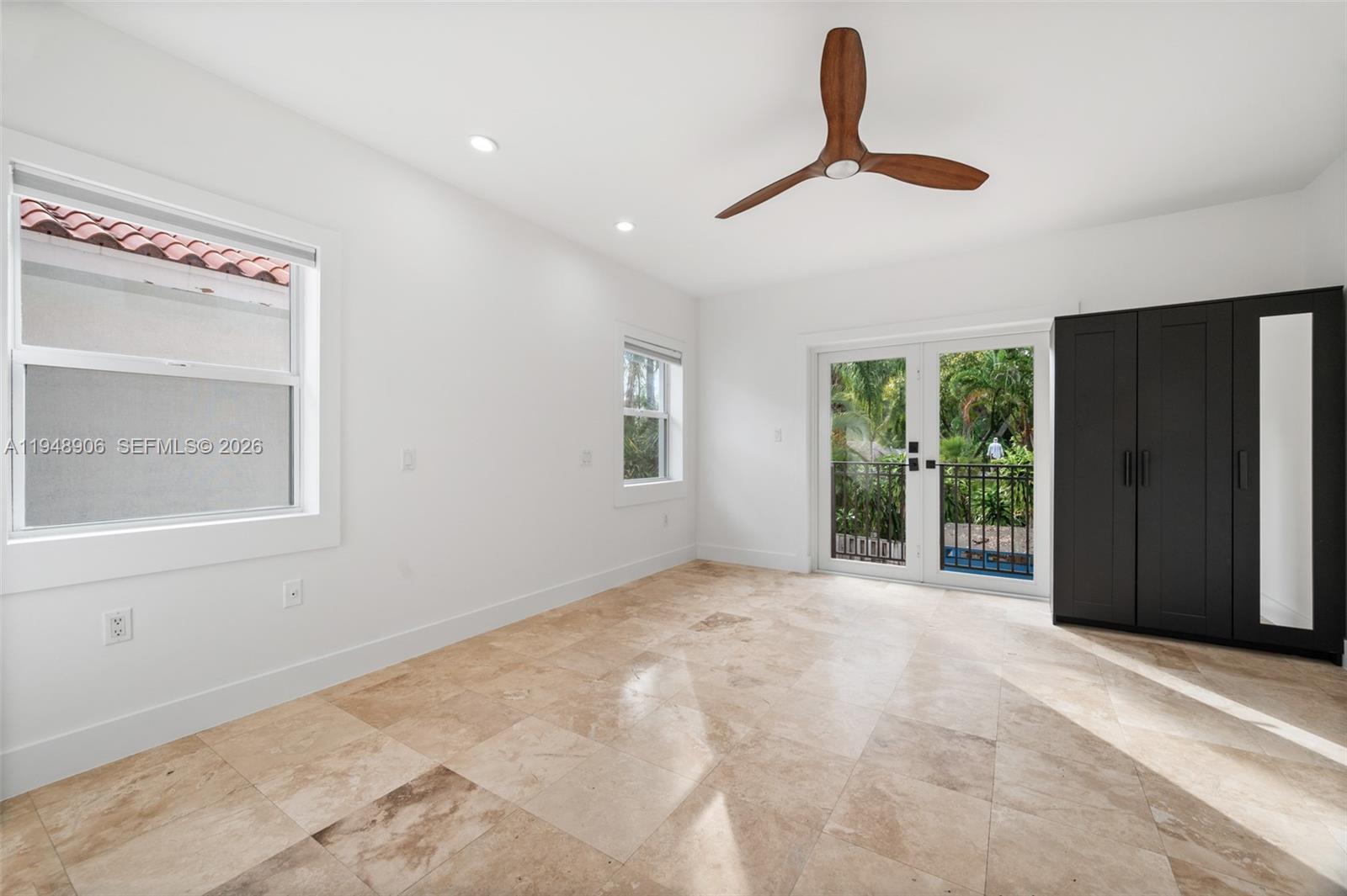 Building Photo - 2922 Virginia St