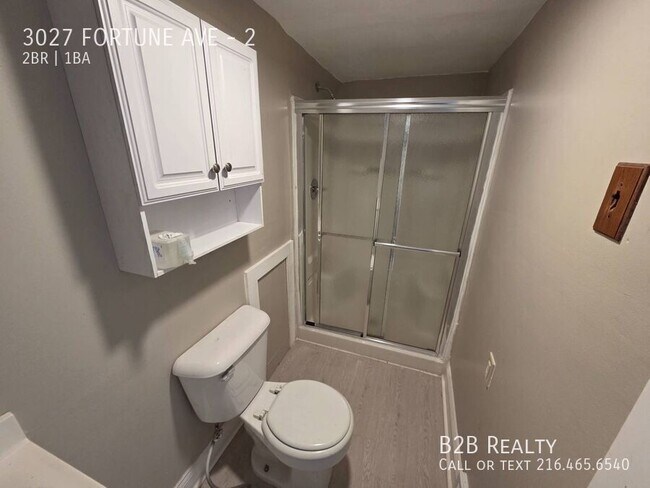 Building Photo - 3027 Fortune Ave