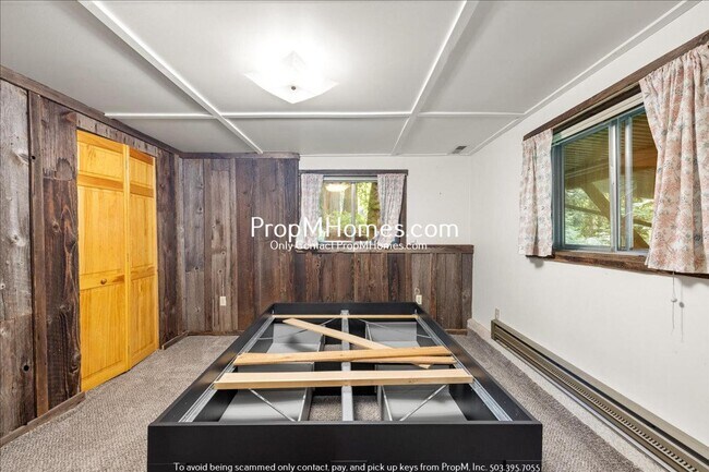 Building Photo - 22665 SW Schaltenbrand Ln