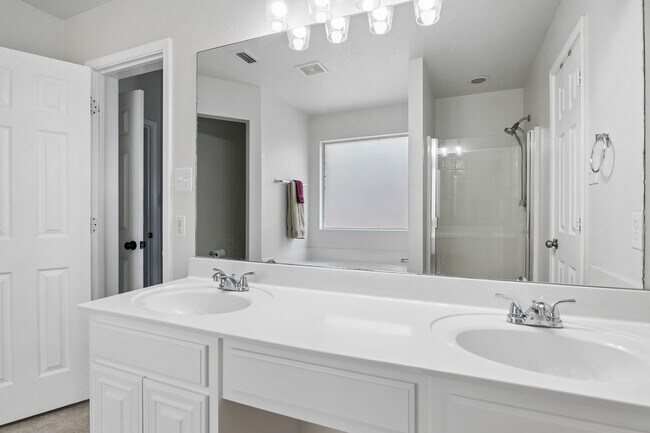 Building Photo - 2170 Jolie Ct
