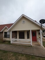 Building Photo - 6310 Windsor Castle