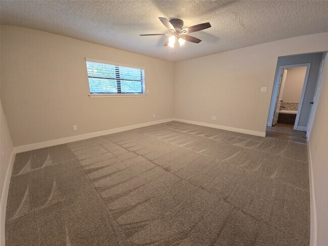 Building Photo - 19103 Whitewood Dr