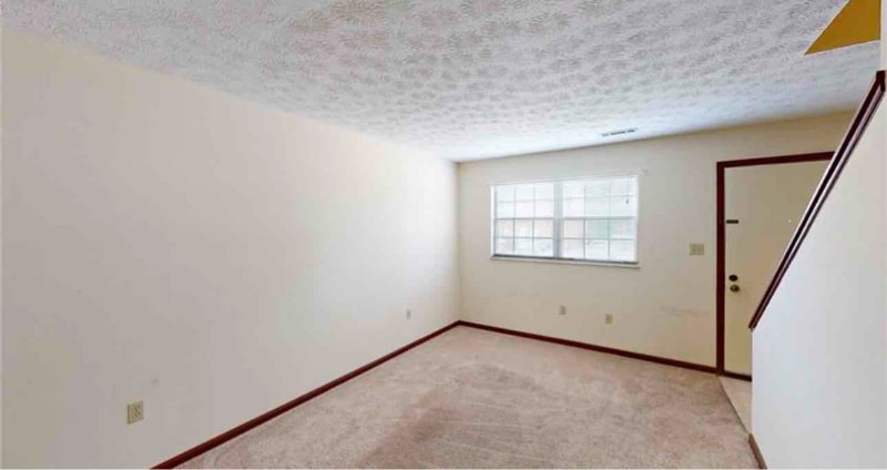 Building Photo - 108 Garden Ln