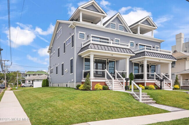 Building Photo - 114 2nd Ave