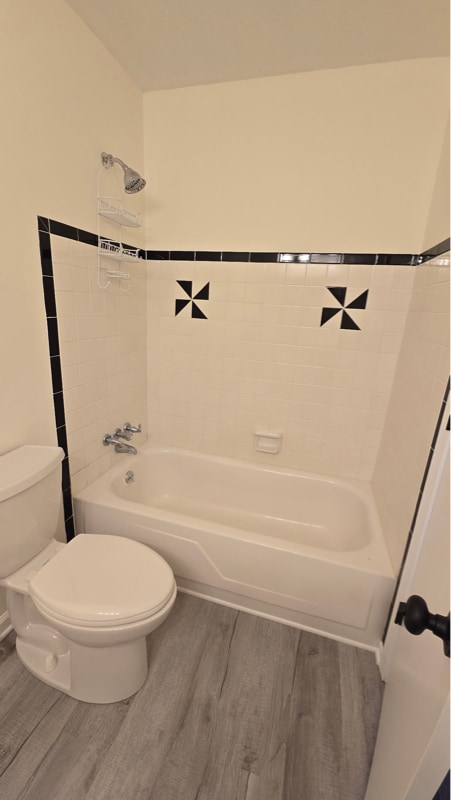 Building Photo - 432 Hickory Ln