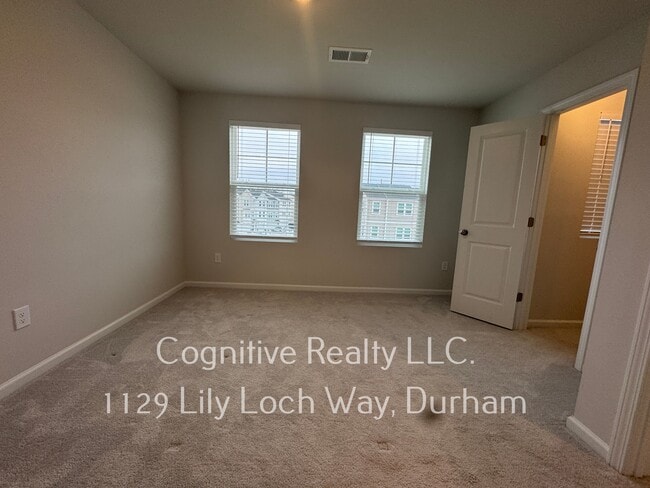 Building Photo - 1129 Lily Loch Wy