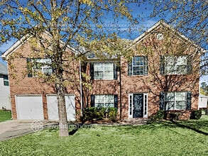 Building Photo - 6452 Snowden Dr