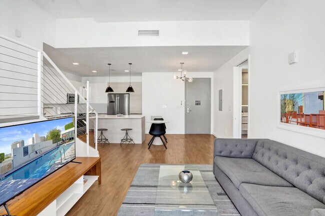 Building Photo - 1220 17th St