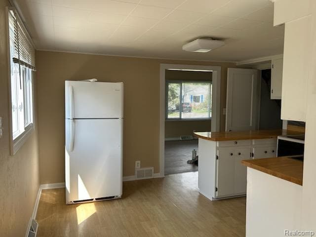 Building Photo - 6199 Monrovia Dr