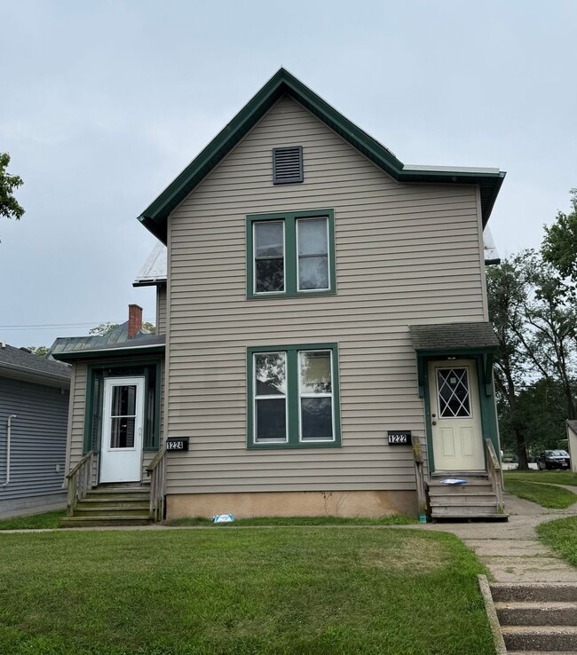 Building Photo - 1222 State St