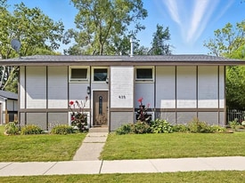 Building Photo - 435 Greenwood Ave