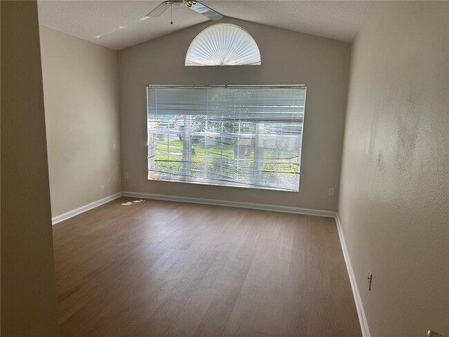 Building Photo - 15612 Markham Dr
