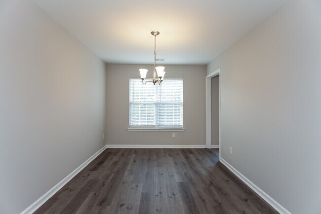 Building Photo - 929 Grass Hollow Ct