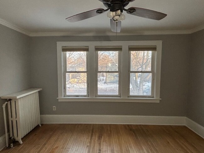 Building Photo - Super Cute 4BR/1 BA Single-Family Home in a Great St. Paul Neighborhood!