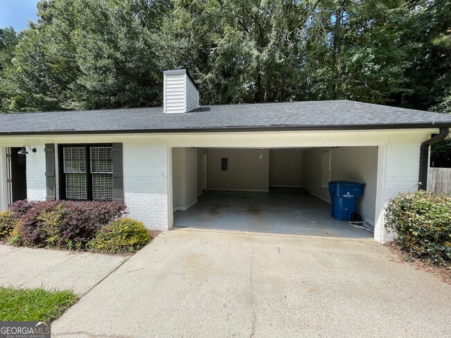 Building Photo - 407 Deergrass Trail