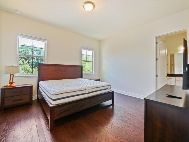 Building Photo - 15704 Marina Bay Dr