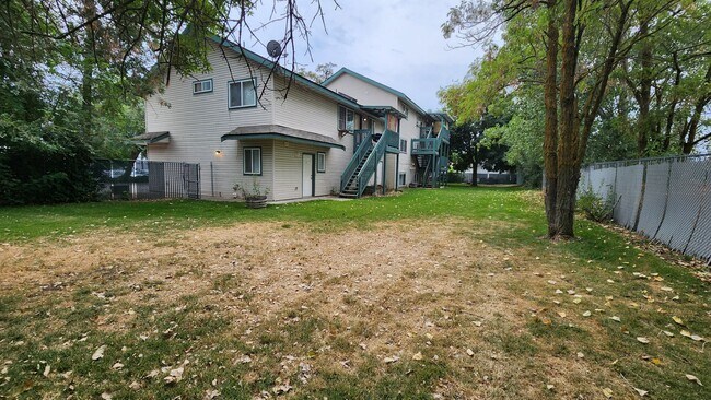 Building Photo - 3452 W Lilac Ct
