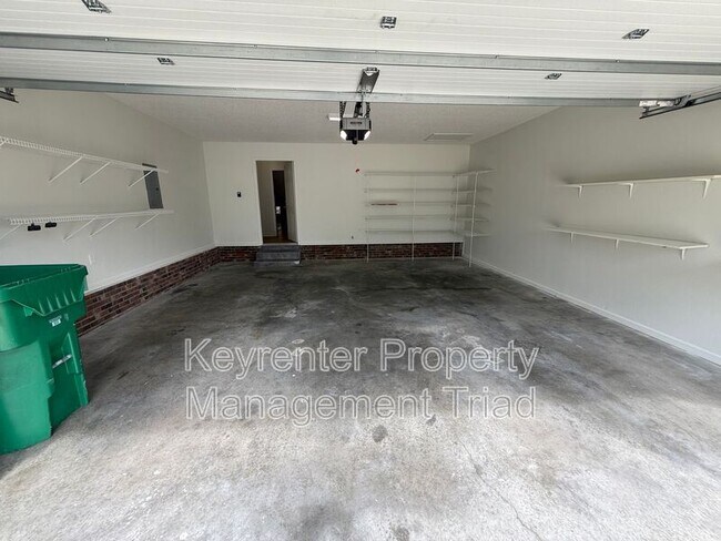 Building Photo - 3957 Cobblestone Bend Dr