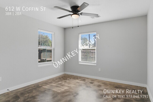 Building Photo - 612-622 W Coffin St