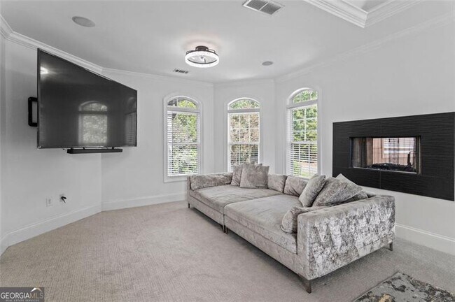 Building Photo - 1599 Gaylor Cir SE