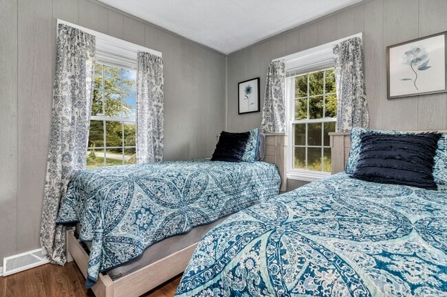 Building Photo - 120 Fountain Way