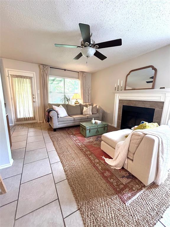 Building Photo - 13204 Saxby Ct