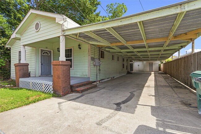 Building Photo - 7839 Goode St