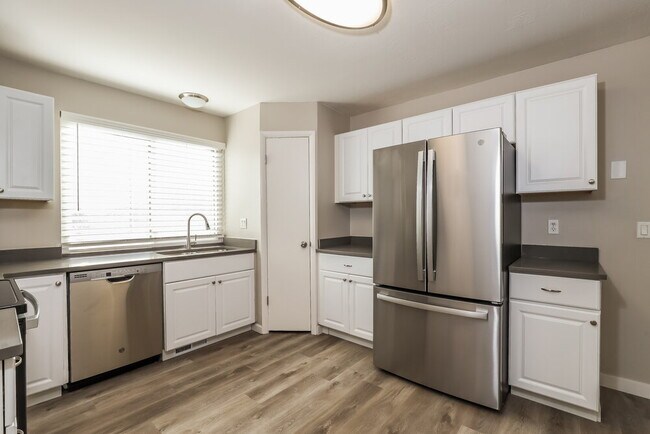 Building Photo - 6189 S 5725 W