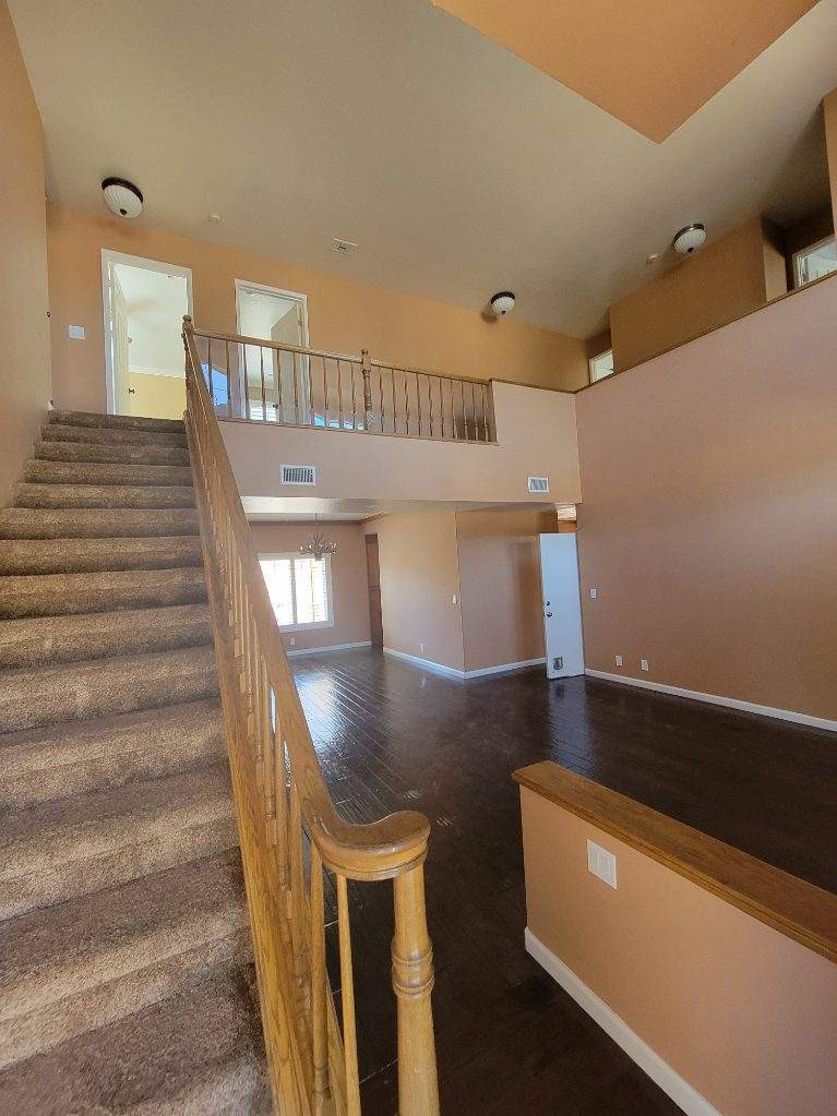 Staircase - 28045 Magic Mountain Ln