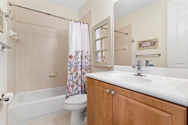 Building Photo - 71 Legacy Ct