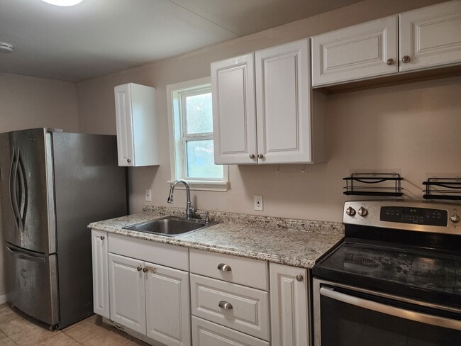 Building Photo - 2600 Countiss Dr