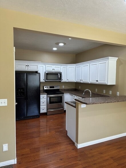 Building Photo - 514 W 1490 N