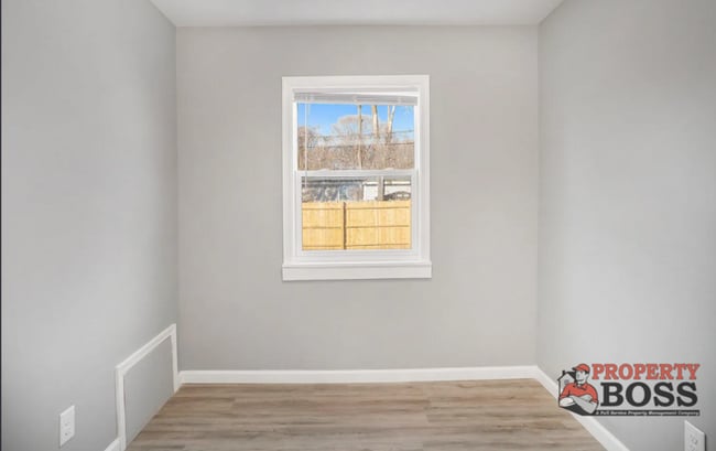 Building Photo - 4216 W 19th Plaza