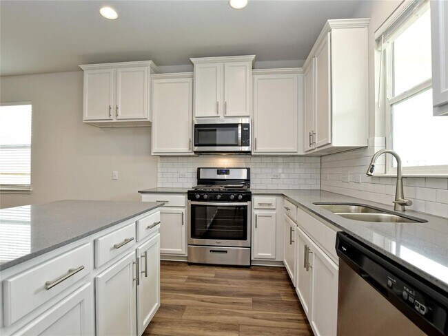 Building Photo - 6402 Arden Fls Dr
