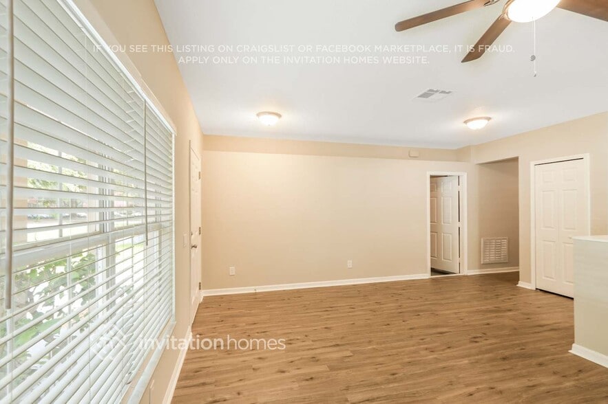 Building Photo - 14915 Stag Run Cir