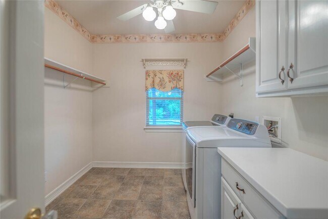 Building Photo - 29702 Orchard Grove Dr