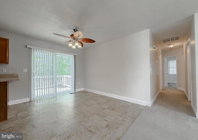 Building Photo - 46231 Sylvan Ct